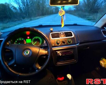 Бежевый Шкода Румстер, объемом двигателя 1.4 л и пробегом 1 тыс. км за 5500 $, фото 6 на Automoto.ua