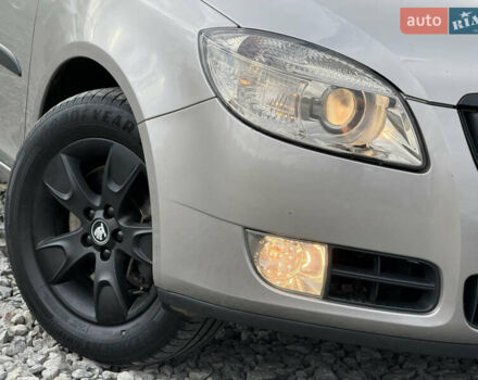 Бежевый Шкода Румстер, объемом двигателя 1.6 л и пробегом 343 тыс. км за 6300 $, фото 15 на Automoto.ua