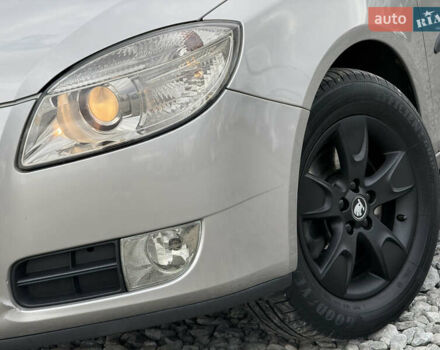 Бежевый Шкода Румстер, объемом двигателя 1.6 л и пробегом 343 тыс. км за 6300 $, фото 9 на Automoto.ua