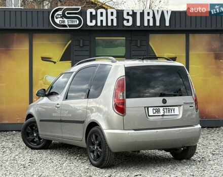 Бежевый Шкода Румстер, объемом двигателя 1.6 л и пробегом 343 тыс. км за 6300 $, фото 2 на Automoto.ua