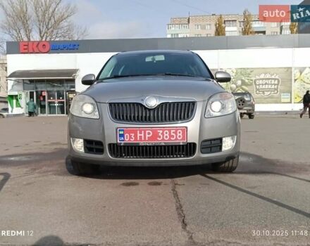 Бежевый Шкода Румстер, объемом двигателя 1.4 л и пробегом 236 тыс. км за 5999 $, фото 1 на Automoto.ua