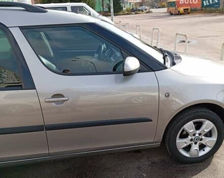 Бежевый Шкода Румстер, объемом двигателя 1.4 л и пробегом 236 тыс. км за 5999 $, фото 13 на Automoto.ua