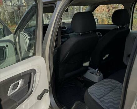 Бежевый Шкода Румстер, объемом двигателя 1.39 л и пробегом 304 тыс. км за 3950 $, фото 1 на Automoto.ua