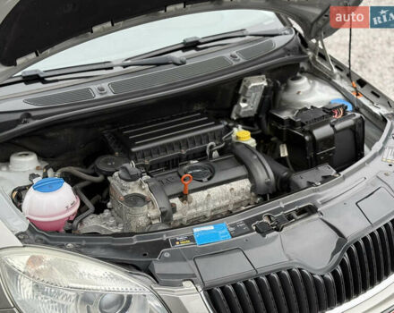 Бежевый Шкода Румстер, объемом двигателя 1.6 л и пробегом 202 тыс. км за 5750 $, фото 26 на Automoto.ua