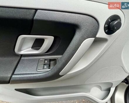 Бежевый Шкода Румстер, объемом двигателя 1.6 л и пробегом 197 тыс. км за 7350 $, фото 46 на Automoto.ua