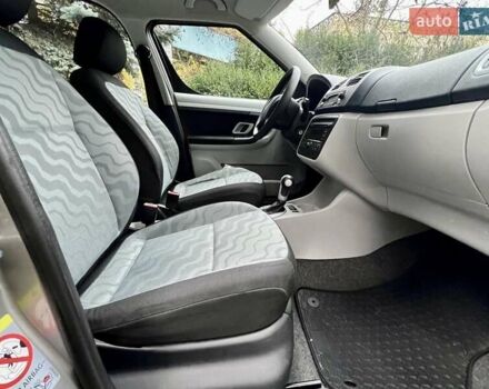 Бежевый Шкода Румстер, объемом двигателя 1.6 л и пробегом 197 тыс. км за 7350 $, фото 51 на Automoto.ua