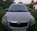 Бежевий Шкода Румстер, об'ємом двигуна 1.39 л та пробігом 287 тис. км за 4650 $, фото 1 на Automoto.ua