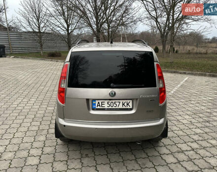 Бежевый Шкода Румстер, объемом двигателя 1.6 л и пробегом 214 тыс. км за 6700 $, фото 7 на Automoto.ua