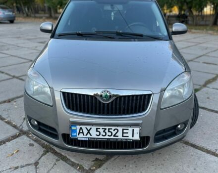 Бежевый Шкода Румстер, объемом двигателя 1.4 л и пробегом 290 тыс. км за 4500 $, фото 5 на Automoto.ua