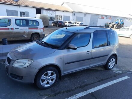 Бежевий Шкода Румстер, об'ємом двигуна 1.4 л та пробігом 360 тис. км за 5000 $, фото 1 на Automoto.ua