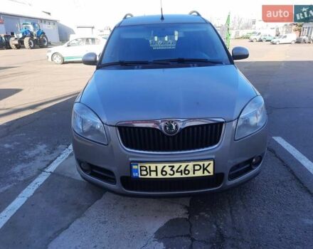 Бежевый Шкода Румстер, объемом двигателя 1.39 л и пробегом 360 тыс. км за 5000 $, фото 1 на Automoto.ua