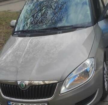 Бежевый Шкода Румстер, объемом двигателя 1.2 л и пробегом 288 тыс. км за 6200 $, фото 1 на Automoto.ua