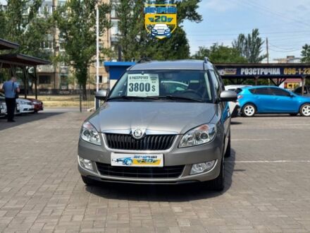 Шкода Румстер 2013 в Кривом Роге на Automoto.ua Бежевый Шкода Румстер, объемом двигателя 0 л и пробегом 218 тыс. км за 6950 $, фото 1 на Automoto.ua