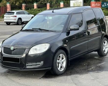 Черный Шкода Румстер, объемом двигателя 1.39 л и пробегом 205 тыс. км за 5000 $, фото 1 на Automoto.ua