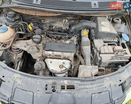 Черный Шкода Румстер, объемом двигателя 1.2 л и пробегом 219 тыс. км за 3700 $, фото 10 на Automoto.ua