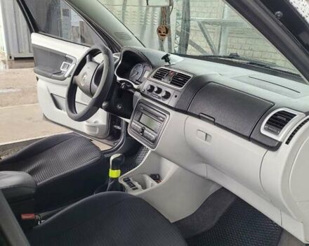 Черный Шкода Румстер, объемом двигателя 1.39 л и пробегом 205 тыс. км за 5000 $, фото 9 на Automoto.ua