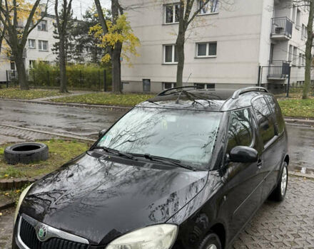 Чорний Шкода Румстер, об'ємом двигуна 1.6 л та пробігом 193 тис. км за 3954 $, фото 4 на Automoto.ua