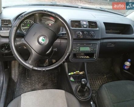 Чорний Шкода Румстер, об'ємом двигуна 1.4 л та пробігом 300 тис. км за 2400 $, фото 7 на Automoto.ua