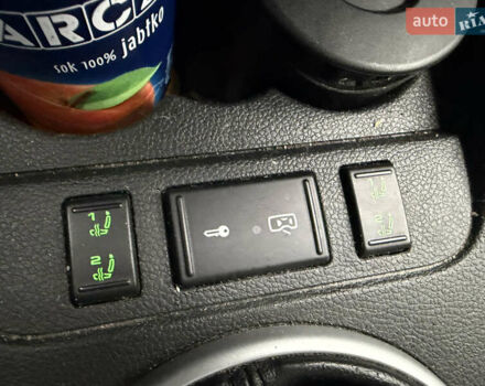 Чорний Шкода Румстер, об'ємом двигуна 1.6 л та пробігом 193 тис. км за 3954 $, фото 12 на Automoto.ua