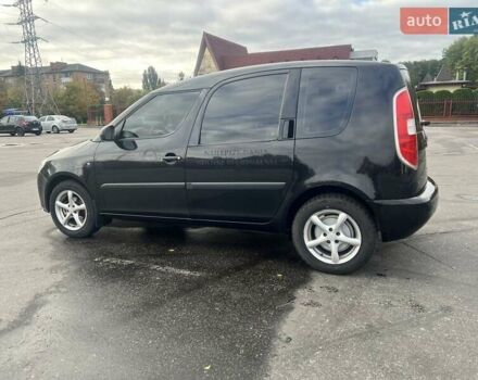Черный Шкода Румстер, объемом двигателя 1.39 л и пробегом 205 тыс. км за 5000 $, фото 3 на Automoto.ua