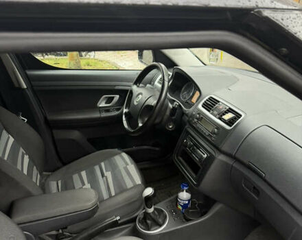 Чорний Шкода Румстер, об'ємом двигуна 1.6 л та пробігом 193 тис. км за 3954 $, фото 10 на Automoto.ua