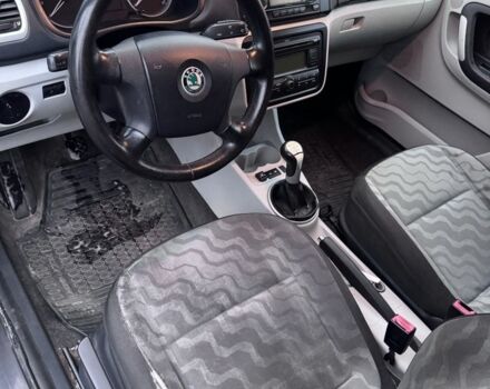 Черный Шкода Румстер, объемом двигателя 1.6 л и пробегом 367 тыс. км за 2300 $, фото 8 на Automoto.ua