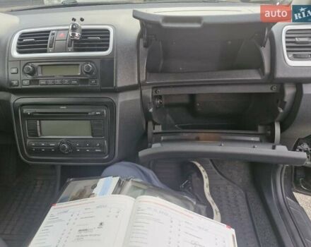 Чорний Шкода Румстер, об'ємом двигуна 1.39 л та пробігом 152 тис. км за 5400 $, фото 12 на Automoto.ua