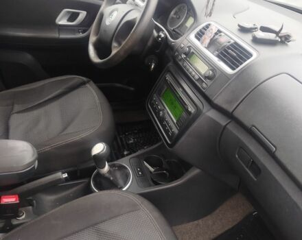 Черный Шкода Румстер, объемом двигателя 1.4 л и пробегом 280 тыс. км за 2999 $, фото 4 на Automoto.ua