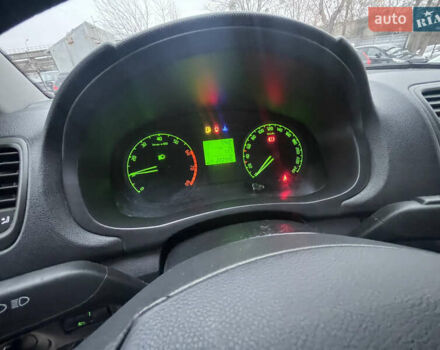 Черный Шкода Румстер, объемом двигателя 1.4 л и пробегом 222 тыс. км за 4900 $, фото 8 на Automoto.ua