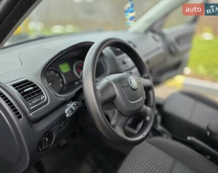 Чорний Шкода Румстер, об'ємом двигуна 1.2 л та пробігом 167 тис. км за 6250 $, фото 37 на Automoto.ua