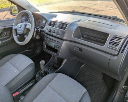 Черный Шкода Румстер, объемом двигателя 1.6 л и пробегом 230 тыс. км за 5100 $, фото 13 на Automoto.ua