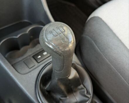 Черный Шкода Румстер, объемом двигателя 1.6 л и пробегом 230 тыс. км за 5100 $, фото 12 на Automoto.ua