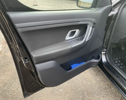 Черный Шкода Румстер, объемом двигателя 1.4 л и пробегом 255 тыс. км за 5200 $, фото 9 на Automoto.ua