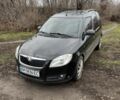Черный Шкода Румстер, объемом двигателя 1.4 л и пробегом 270 тыс. км за 4900 $, фото 1 на Automoto.ua