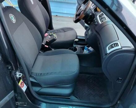 Черный Шкода Румстер, объемом двигателя 1.2 л и пробегом 164 тыс. км за 4850 $, фото 7 на Automoto.ua