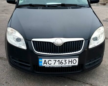 Черный Шкода Румстер, объемом двигателя 1.6 л и пробегом 219 тыс. км за 5400 $, фото 1 на Automoto.ua