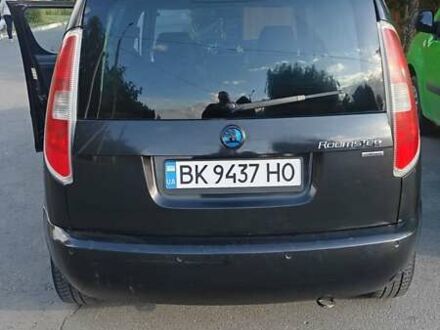 Шкода Румстер 2008 в Ровно на Automoto.ua Черный Шкода Румстер, объемом двигателя 1.4 л и пробегом 288 тыс. км за 3500 $, фото 1 на Automoto.ua