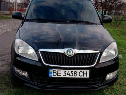 Черный Шкода Румстер, объемом двигателя 1.6 л и пробегом 107 тыс. км за 6000 $, фото 1 на Automoto.ua