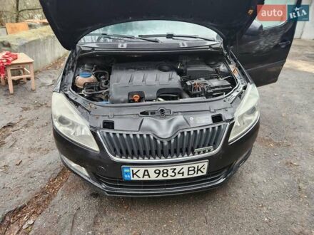 Черный Шкода Румстер, объемом двигателя 1.6 л и пробегом 205 тыс. км за 5000 $, фото 1 на Automoto.ua