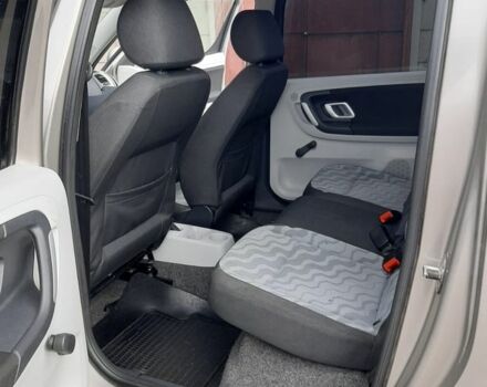 Коричневий Шкода Румстер, об'ємом двигуна 1.4 л та пробігом 269 тис. км за 5000 $, фото 5 на Automoto.ua