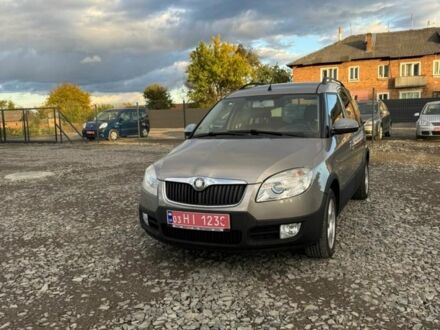 Коричневый Шкода Румстер, объемом двигателя 1.4 л и пробегом 193 тыс. км за 5300 $, фото 1 на Automoto.ua