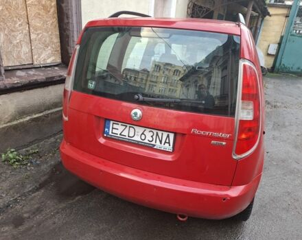 Красный Шкода Румстер, объемом двигателя 1 л и пробегом 380 тыс. км за 3000 $, фото 2 на Automoto.ua