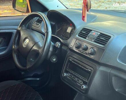 Красный Шкода Румстер, объемом двигателя 1.2 л и пробегом 260 тыс. км за 3990 $, фото 19 на Automoto.ua