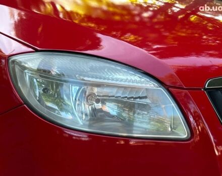 Красный Шкода Румстер, объемом двигателя 1.2 л и пробегом 260 тыс. км за 3990 $, фото 14 на Automoto.ua