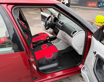 Красный Шкода Румстер, объемом двигателя 1.4 л и пробегом 158 тыс. км за 5000 $, фото 27 на Automoto.ua