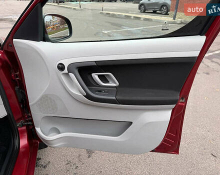 Красный Шкода Румстер, объемом двигателя 1.4 л и пробегом 158 тыс. км за 5000 $, фото 28 на Automoto.ua