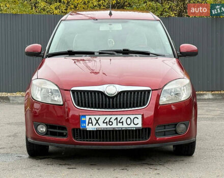 Красный Шкода Румстер, объемом двигателя 1.4 л и пробегом 158 тыс. км за 5000 $, фото 1 на Automoto.ua