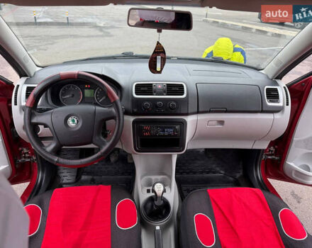 Красный Шкода Румстер, объемом двигателя 1.4 л и пробегом 158 тыс. км за 5000 $, фото 22 на Automoto.ua