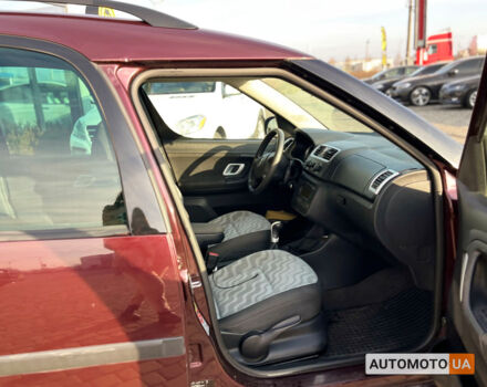 Червоний Шкода Румстер, об'ємом двигуна 1.4 л та пробігом 292 тис. км за 4500 $, фото 16 на Automoto.ua