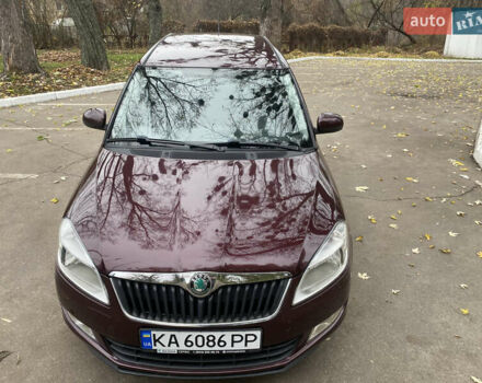 Красный Шкода Румстер, объемом двигателя 1.39 л и пробегом 48 тыс. км за 6700 $, фото 2 на Automoto.ua